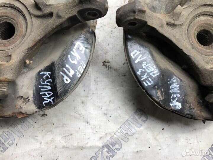 Кулак передний Honda Civic EK3