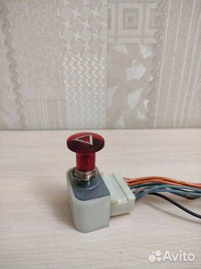 Ранняя кнопка аварийной сигнализации газ -ваз