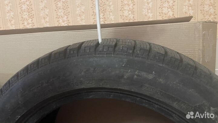 Pirelli Winter Ice Zero 225/50 R17 98T