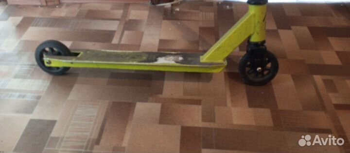 Трюковой самокат в б/у