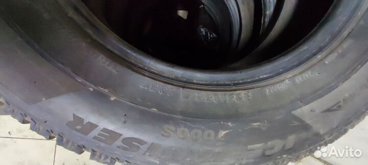 Bridgestone Ice Cruiser 7000S 235/65 R17 108T