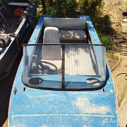 Лодка днепр