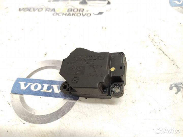 Актуатор заслонки печки Volvo XC90 XC70 S80 S60