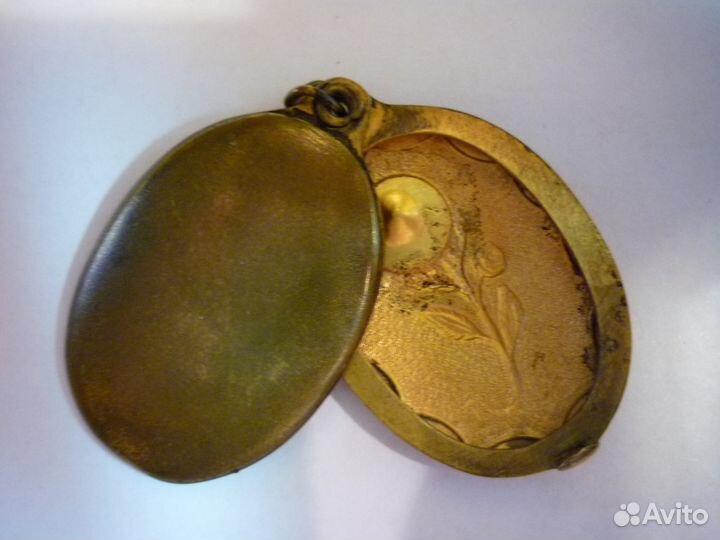 Кулон-локет, 1930-40-е гг