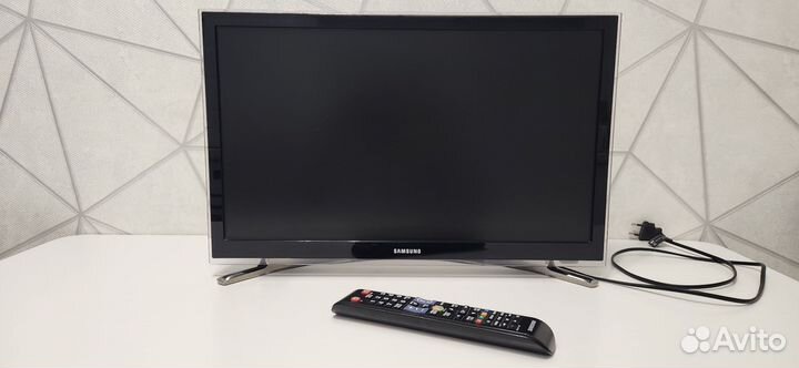 Телевизор SMART tv 22 дюйма