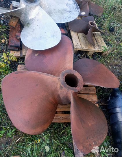 Винт гребной 