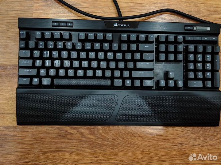 Продам клавиатуру Corsair K70rgb MK.2