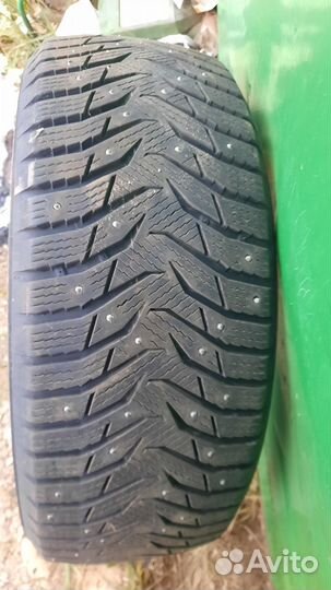 Kumho WinterCraft Ice WI31 215/55 R17 98T
