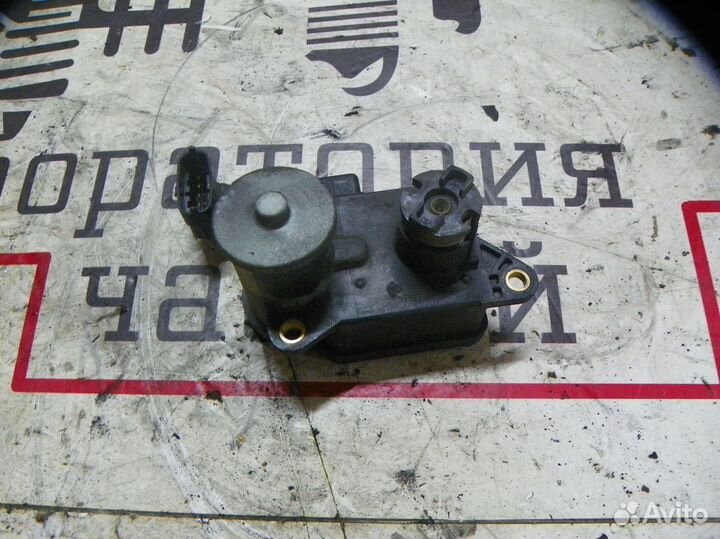 Механизм изменения длины впускного коллектора Hyun