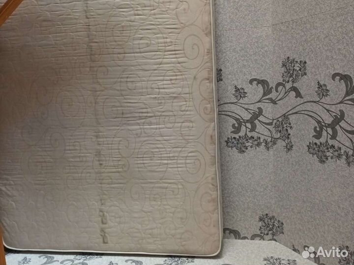 Матрас 160х200 бу