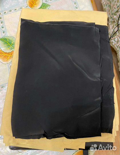 Куски тканей разные