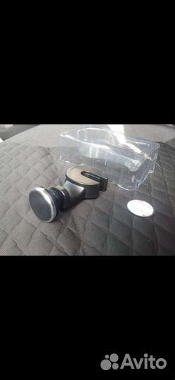 Магнитный держатель для телефона (смартфона) новый