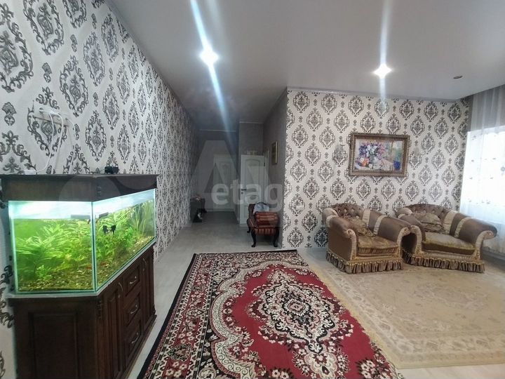 2-к. квартира, 95,1 м², 2/3 эт.