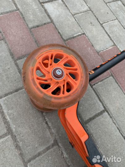 Самокат для девочки 3-7 лет