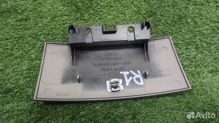 Крышка бардачка Ford Fiesta (CB1) 2009