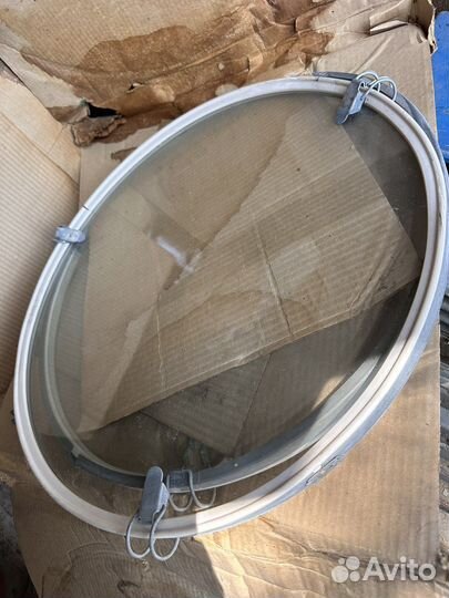 Стекло иллюминатора