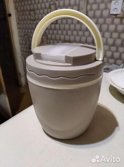 Термосы и термокружка