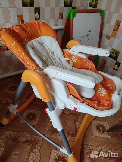 Стульчик для кормления