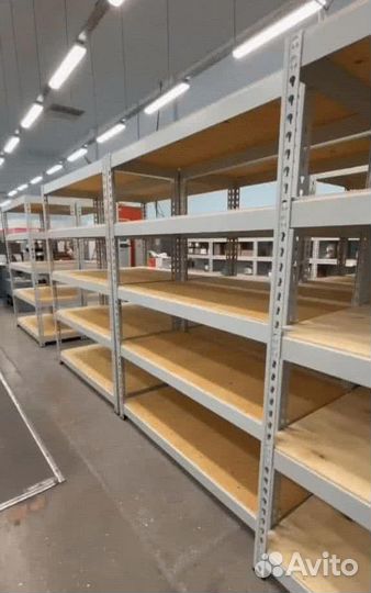 Крепкие стеллажи на заказ: регулируемые полки и грузоподъемность до 2400 кг
