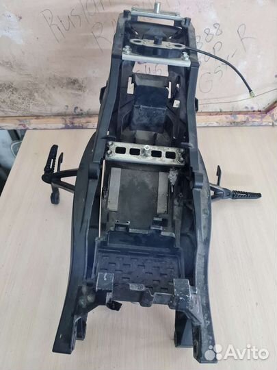 Подрамник хвост suzuki gsxr k7 2007