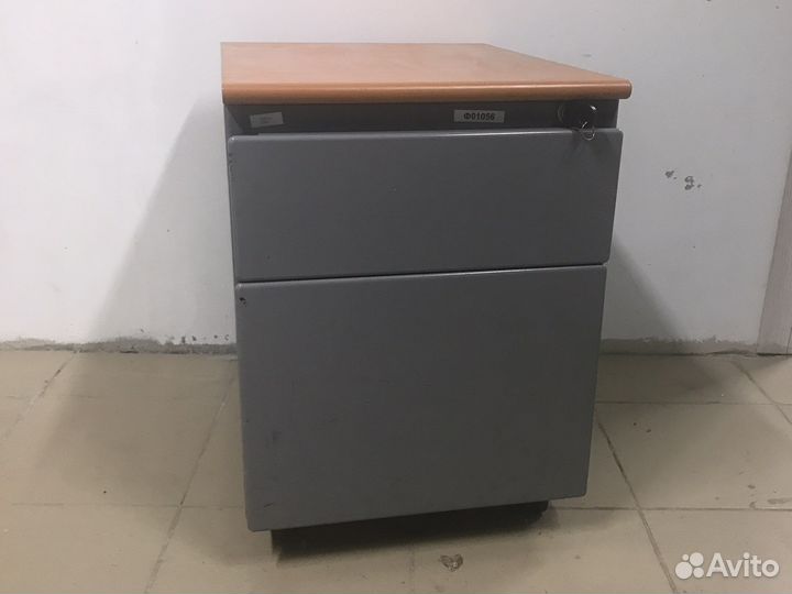 Тумбочки для дома и офиса