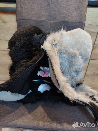 Фурсьют с хвостом и лапками