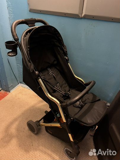 Прогулочная коляска carello