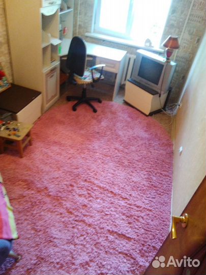 Красивый пушистый ковер