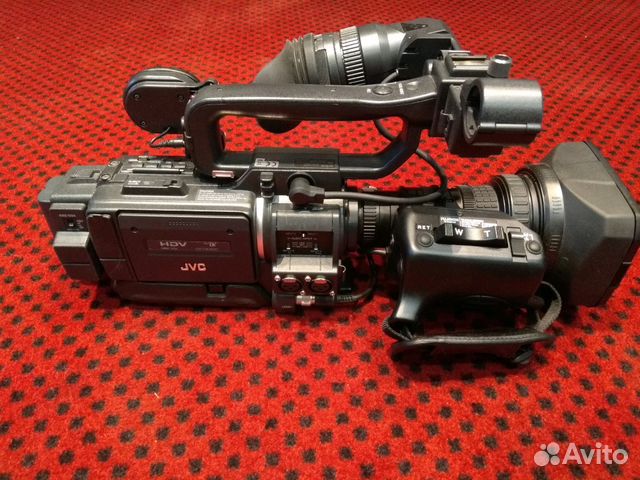 Авито камера. JVC hd100. JVC камера кассетная. JVC камера 1997 года. JVC видеокамеры 80-х.