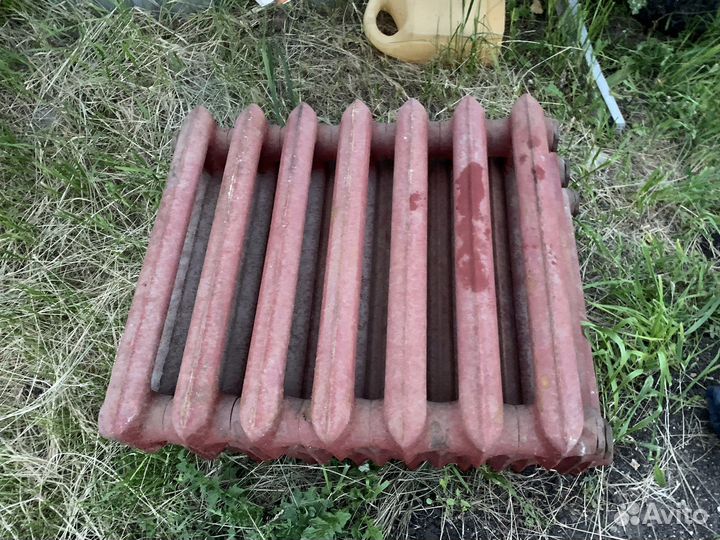 Батарея чугунная новая по 7 секций