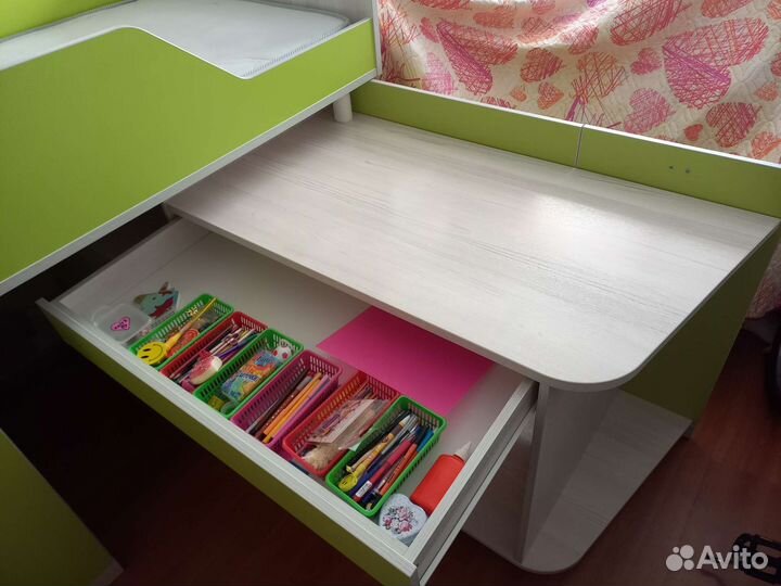 Кровать чердак 