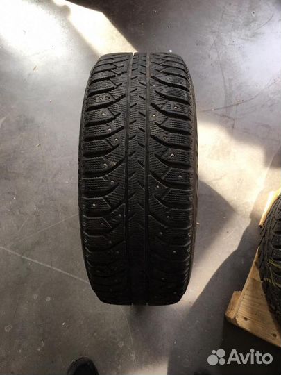 Зимняя резина на дисках205/55r16 bridgestone ice