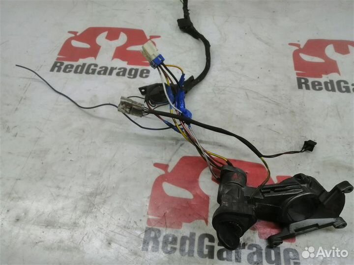 Замок зажигания Hyundai Starex A1 D4BH 2003