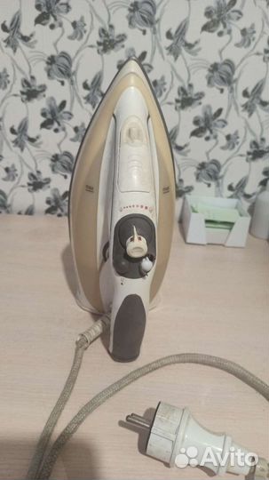 Утюг Braun на запчасти