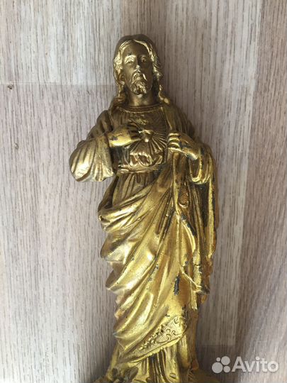Статуэтка бронзовая Католическая