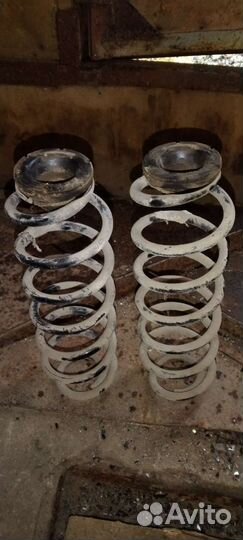 Задние пружины на Шкоду rapid