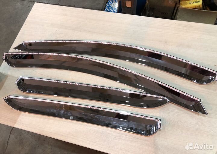 Дефлекторы окон хром комплект Hyundai Tucson ix