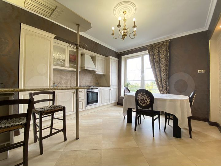 2-к. квартира, 73 м², 7/9 эт.