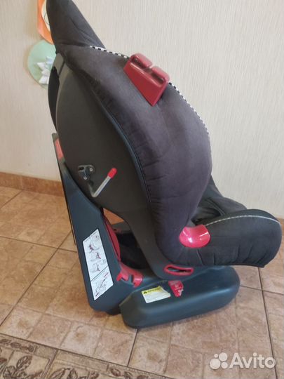 Продам детское кресло Baby Care 9-25