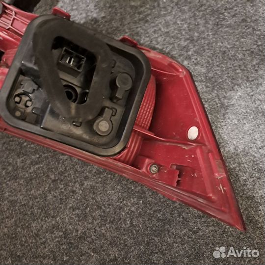 Фонарь задний passat b7