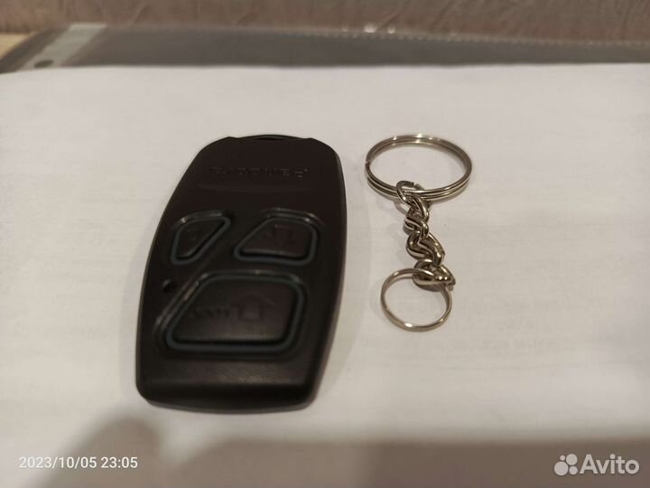 Пульт от сигнализации пандора R468BT