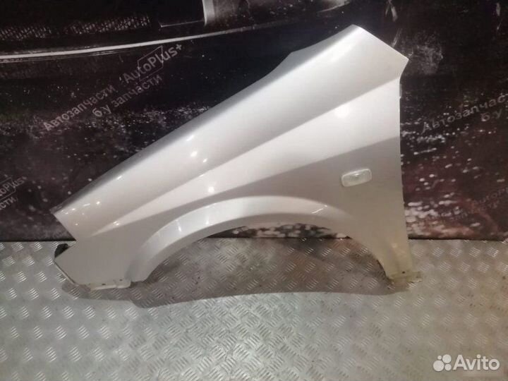 Крыло левое Nissan Primera P12 1.6 2001-2007