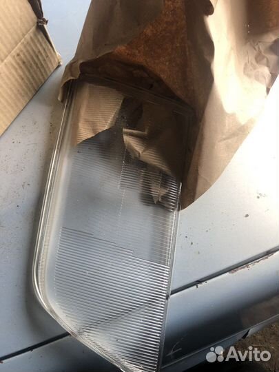 Стекло фары