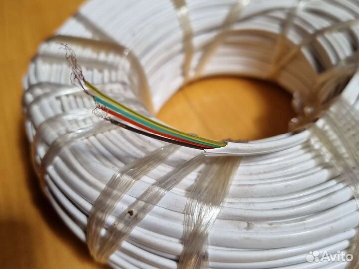 Четырехжильный сетевой кабель