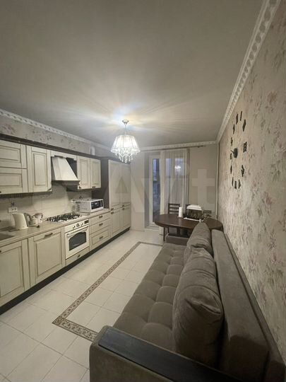 2-к. квартира, 77 м², 11/11 эт.