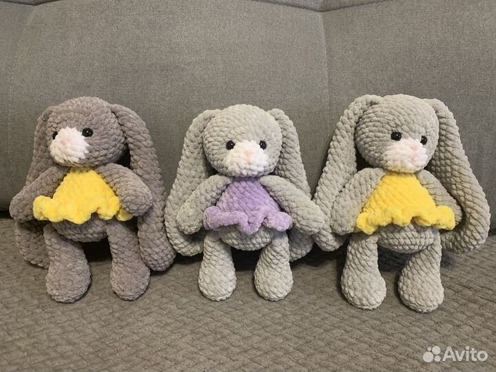 Вязаные игрушки. Плюшевый заяц