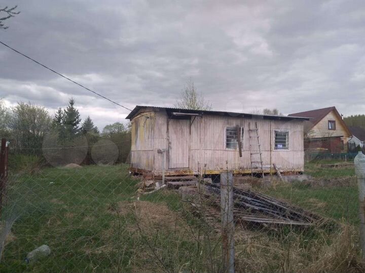 Дача 20 м² на участке 6 сот.