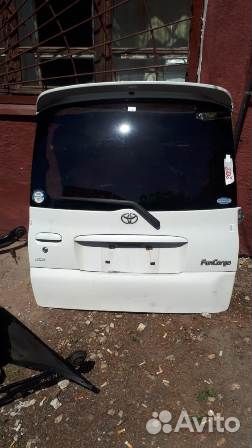 Дворник двери багажника Toyota Funcargo, NCP20, NC