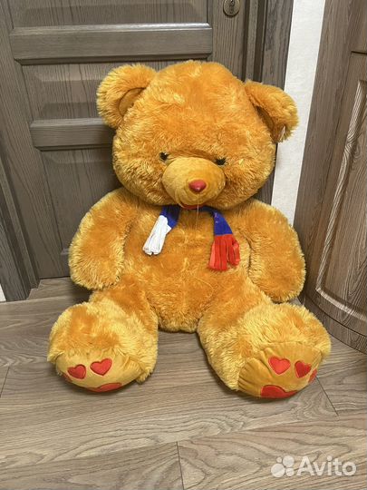 Плюшевый медведь большой