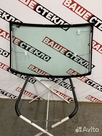 Заднее стекло на Audi 80 B3